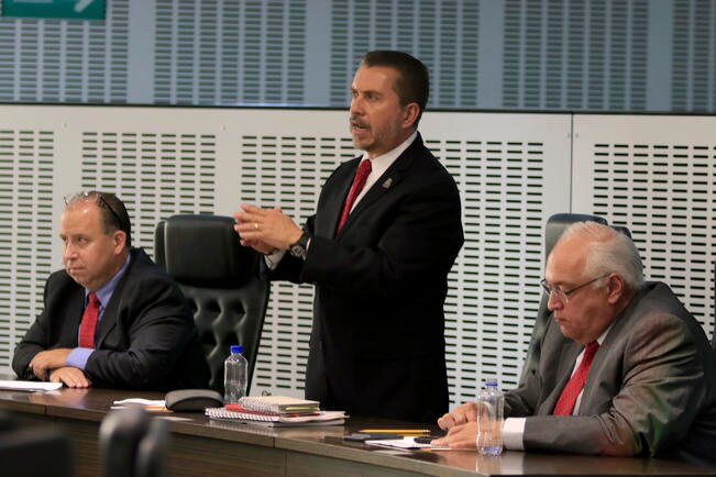 Buscan dar certidumbre a inversiones en la entidad