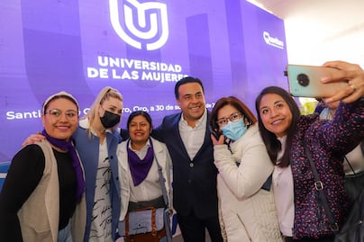 Inicia ciclo en Universidad de las Mujeres