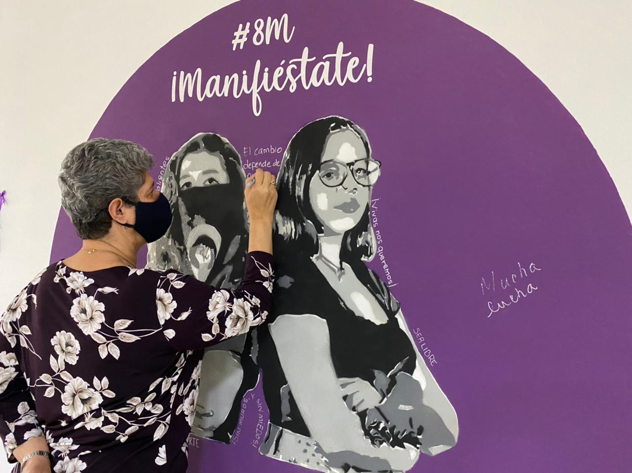 Hoy no hay mujeres en la UAQ; piden detener la violencia de género  