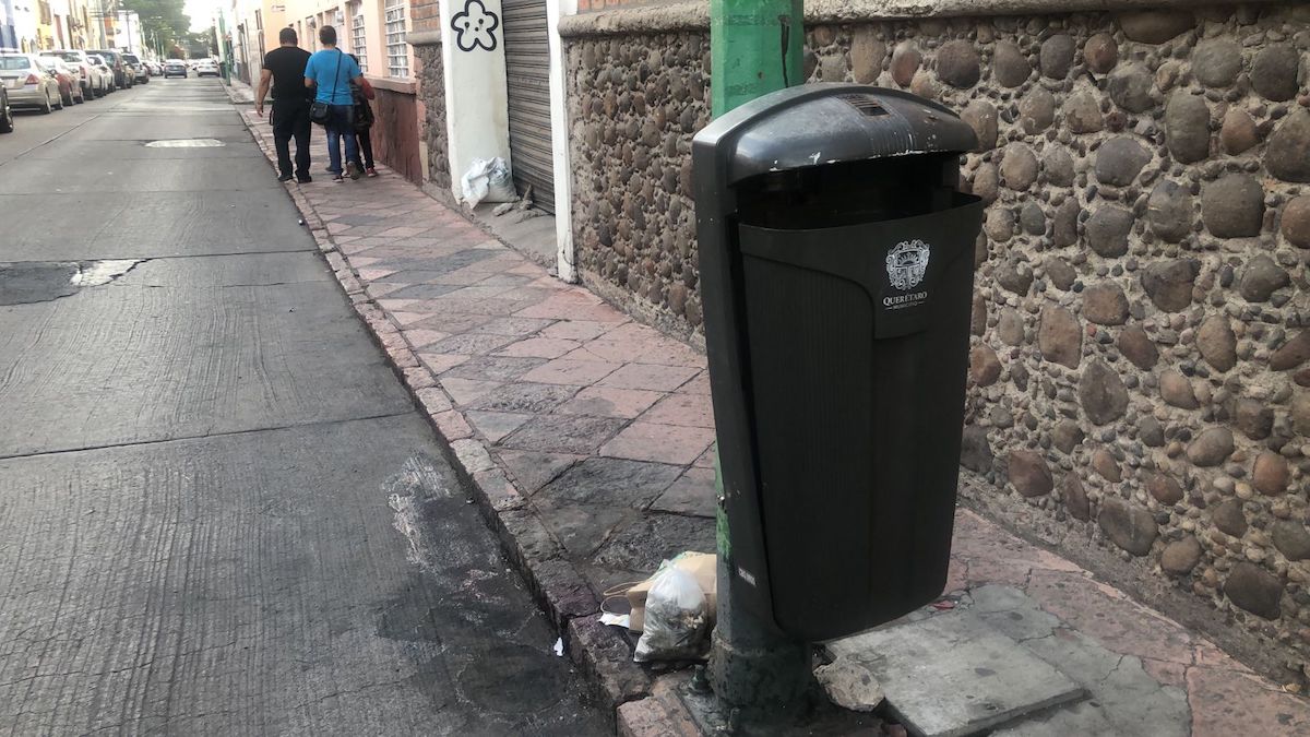 Incrementan en la capital número de papeleras en calle