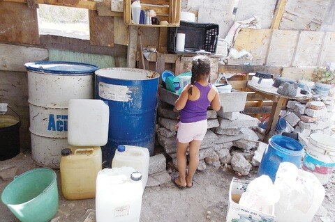 Restablecen abasto de agua tras robo