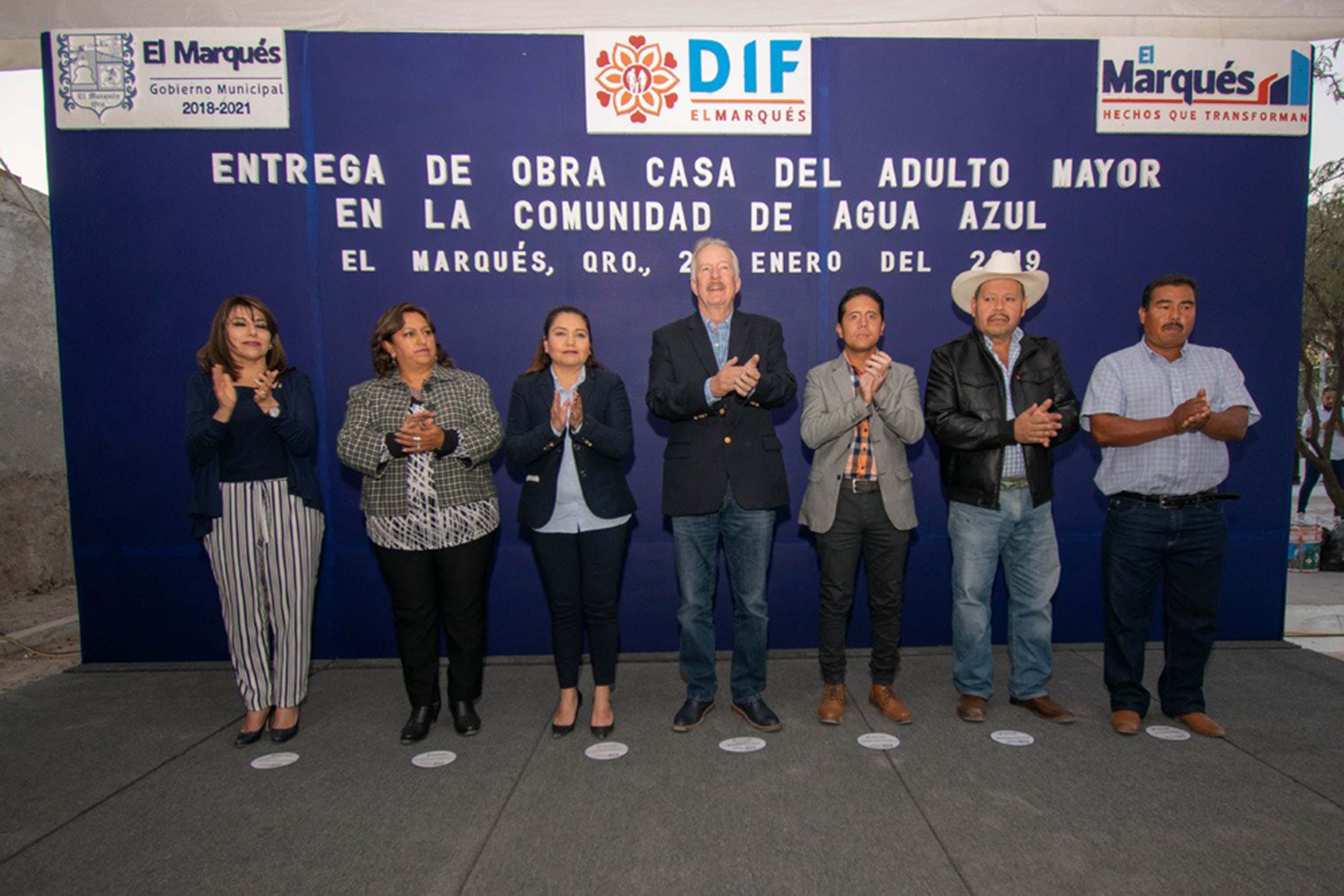 Entrega Vega Carriles obra de Casa del Adulto Mayor