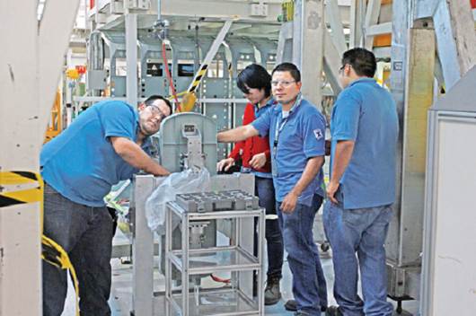 Bombardier generará 400 empleos más