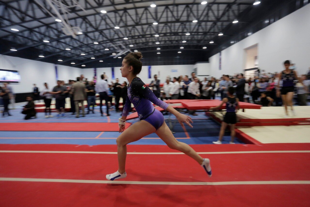 Reciben a 600 gimnastas