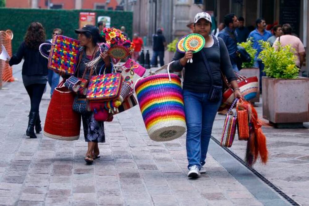 En Querétaro, durante el segundo trimestre del 2017, 41.9% de la población en informalidad laboral se empleó en actividades del sector informal, por ejemplo 13.0% de ellos, en trabajo doméstico remunerado. (Foto: César Gómez)