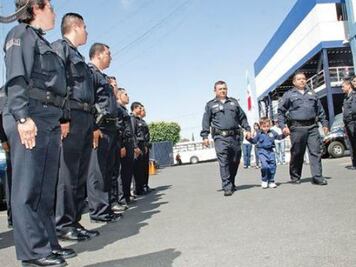 Celebran aniversario en formación superior