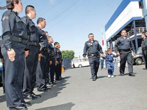 Celebran aniversario en formación superior