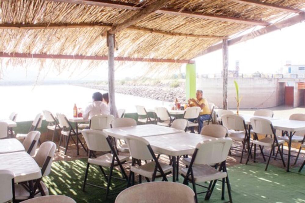 “Acapulquito” en riesgo por lluvias  