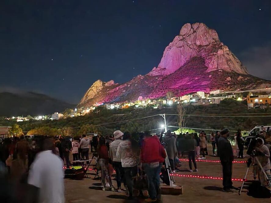 Foto: Facebook Bernal Noche de las Estrellas