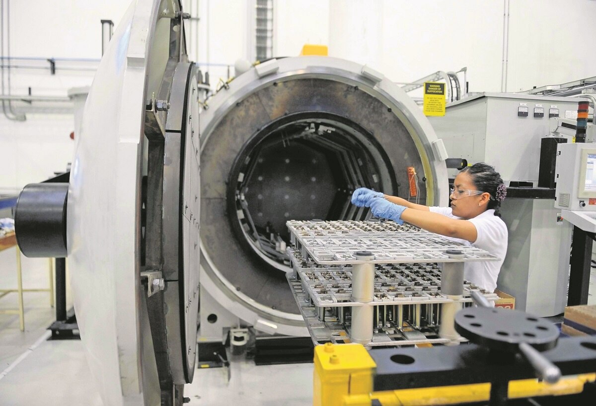 Las mujeres ganan 13% menos, en empleos formales