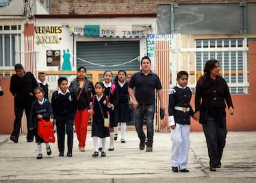 Regresan a clases 568 mil 780 alumnos