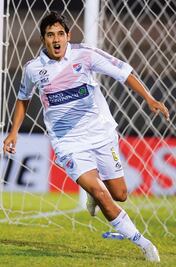 Refuerzo puma gracias a Verón