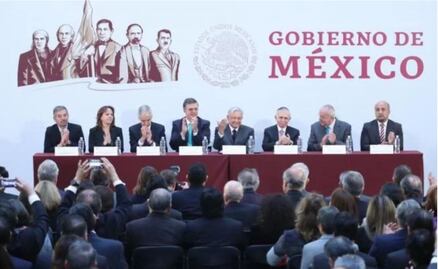 AMLO pide a embajadores y cónsules promover a México en materia económica