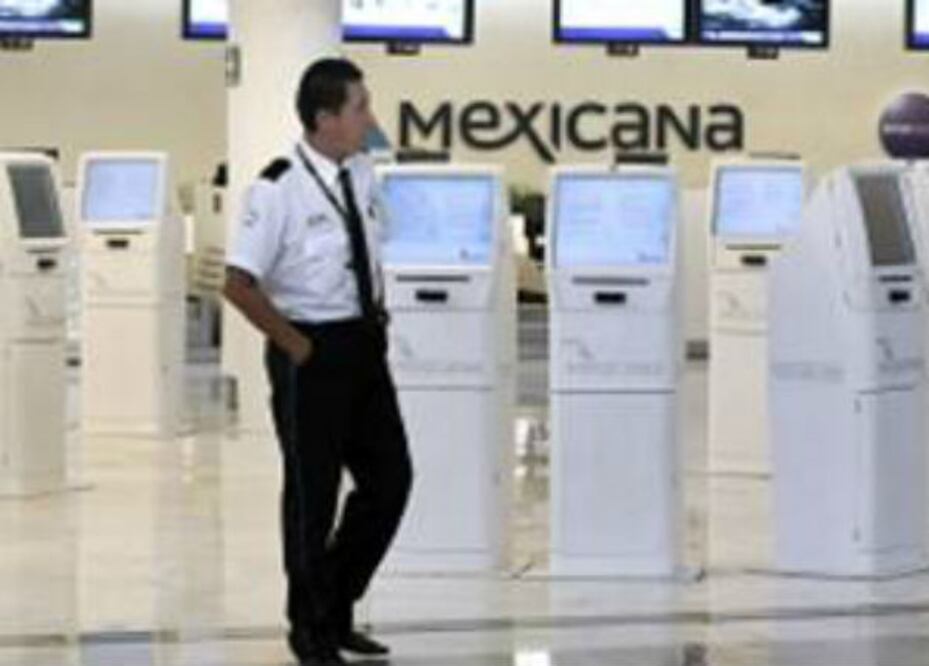 Mexicana, con más pasivos que activos: SCT