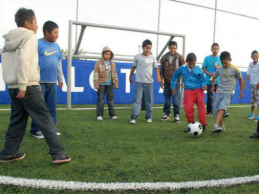 Por la mejora de relaciones humanas