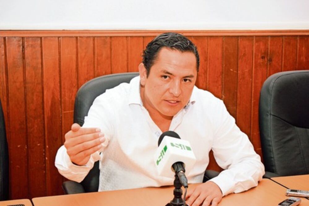 Imparten taller para funcionarios