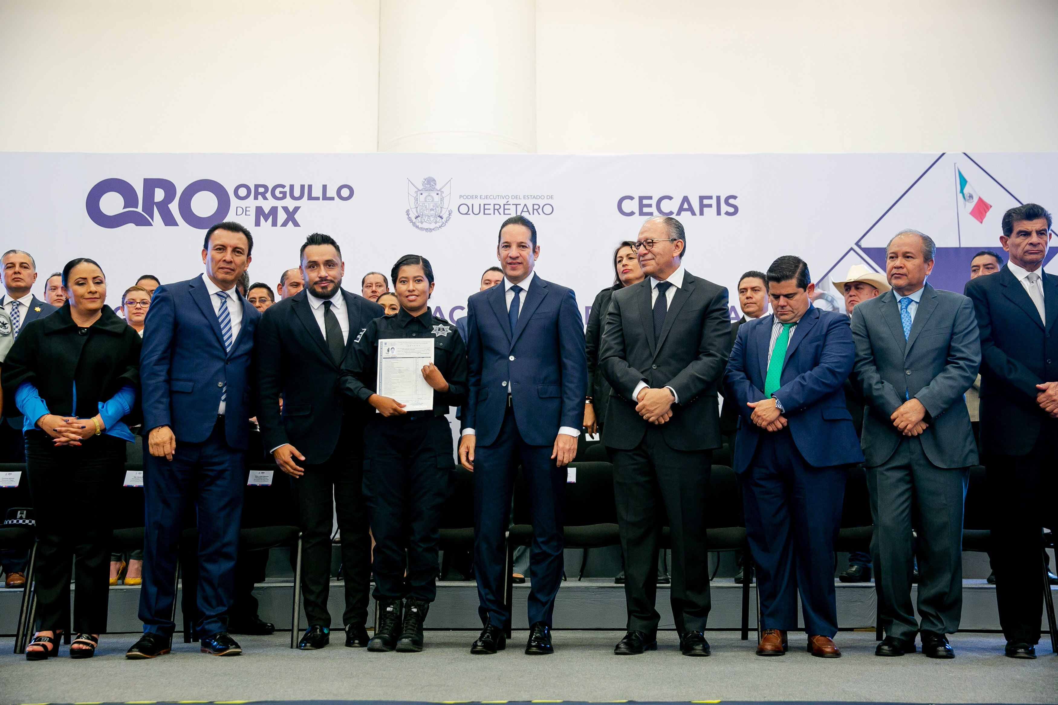 Concluyen su formación inicial 428 elementos