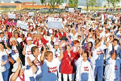 Abuelitos celebran la vida