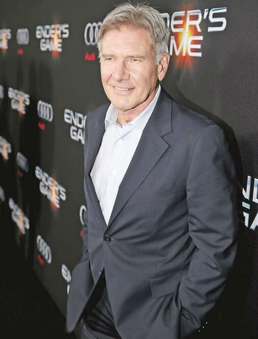 Tras accidente, Harrison Ford está al aire