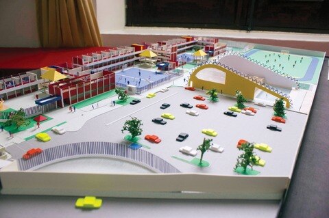 Construyen centro escolar