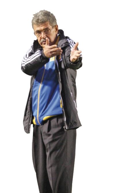 ‘Tuca’ ignora críticas de Tomás Boy