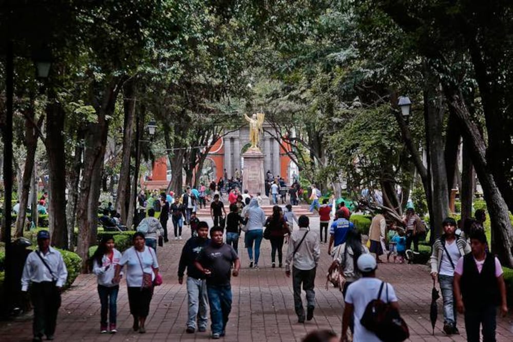 Aguilar insistió en que hará todo lo posible para que los vendedores ambulantes se retiren de la zona. (ARCHIVO. EL UNIVERSAL)