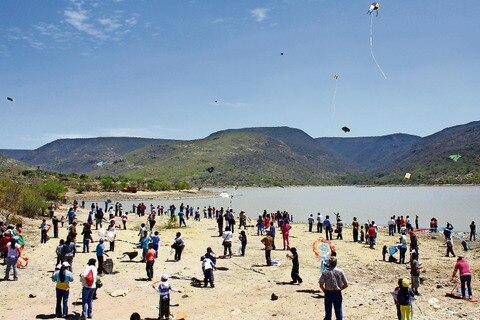 Realizan concurso infantil de papalotes
