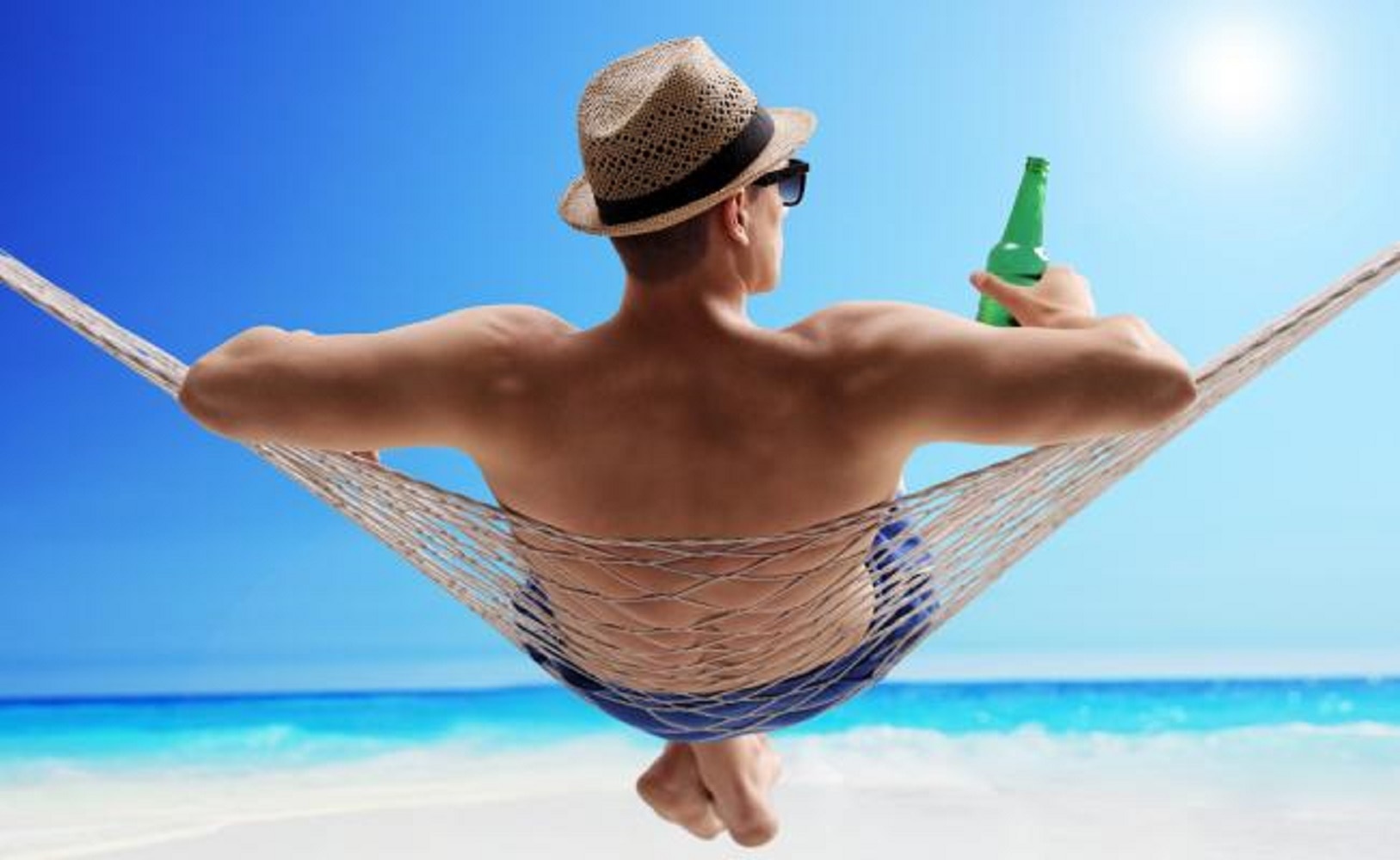 Empresa paga a sus empleados 5 mil dólares para que salgan de vacaciones