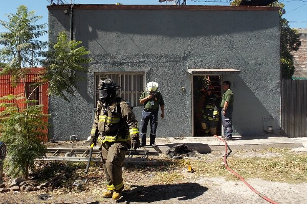 Causa corto circuito incendio en La Capilla