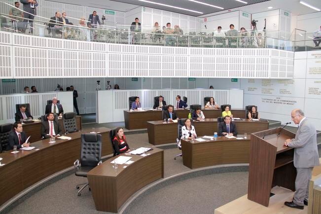 Polemizan sesión legislativa por predios