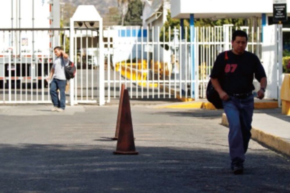 Gira ST 52 citatorios por pago de utilidades