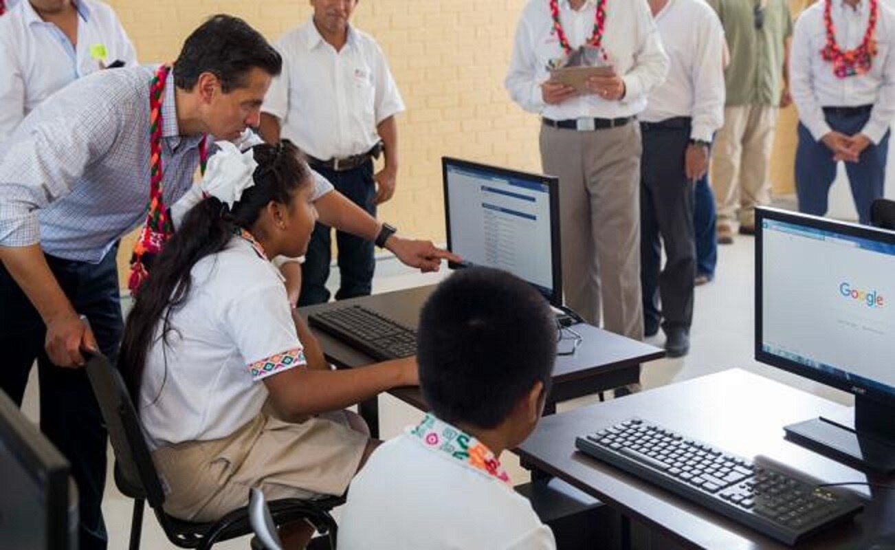 Peña Nieto destaca nuevo modelo educativo
