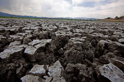 Falta de agua daña a economía de toda la sociedad, señalan