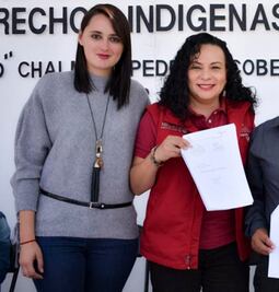 Entregan apoyos para la comunidad indígena