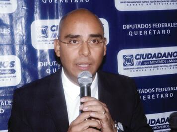 Anuncia diputado su primer informe