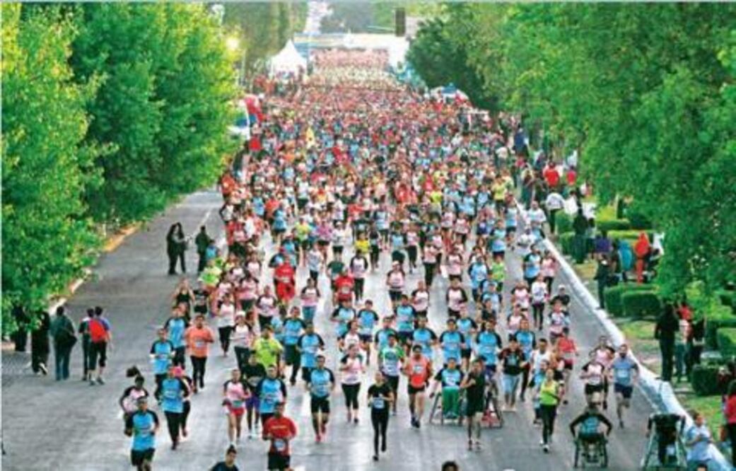 Se lleva con éxito el Querétaro Maratón 2015
