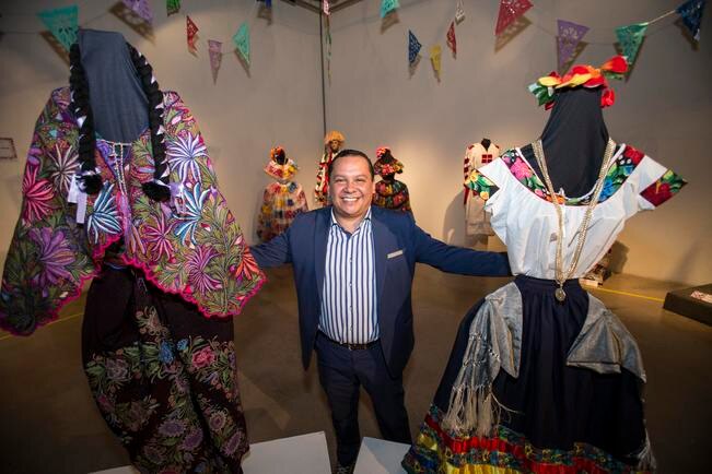 Se presenta la colección personal de Juan Carlos Sosa, quien se ha dado a la tarea de exaltar el folclor de nuestro país (FOTOS: DEMIAN CHÁVEZ. EL UNIVERSAL)