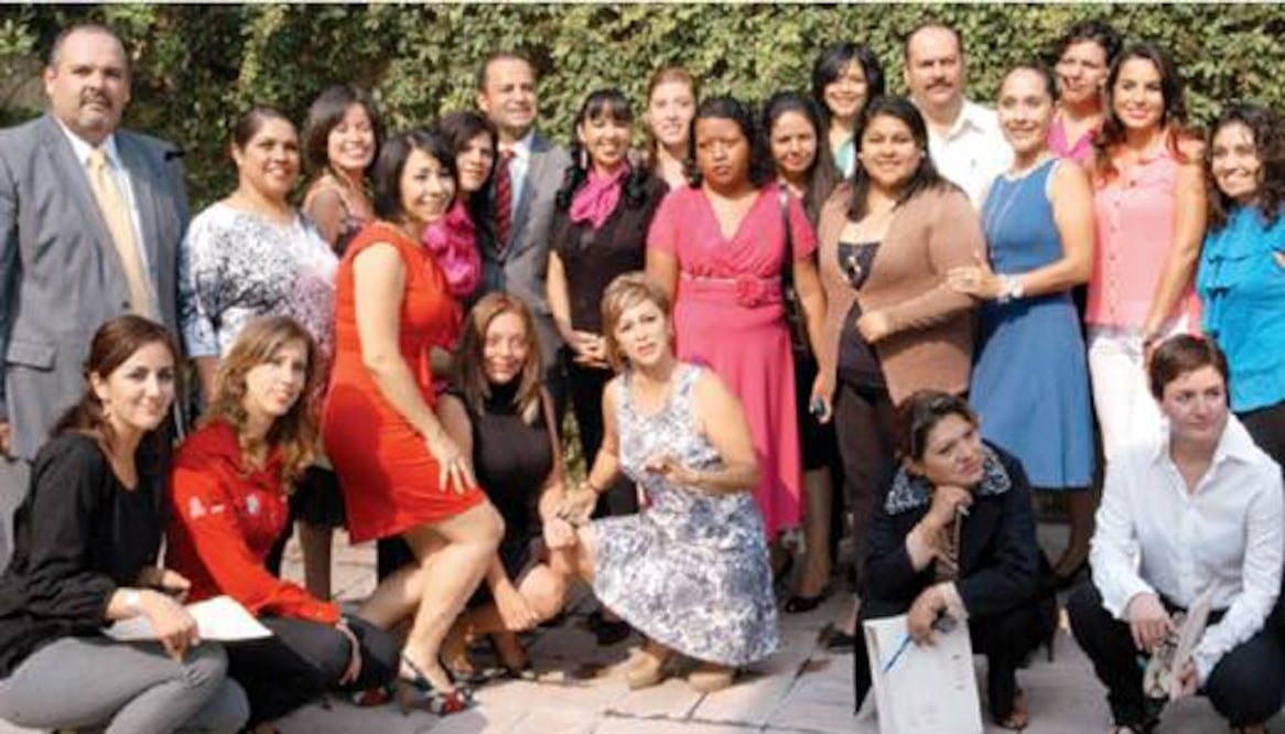 Suben solicitudes para premio de periodismo