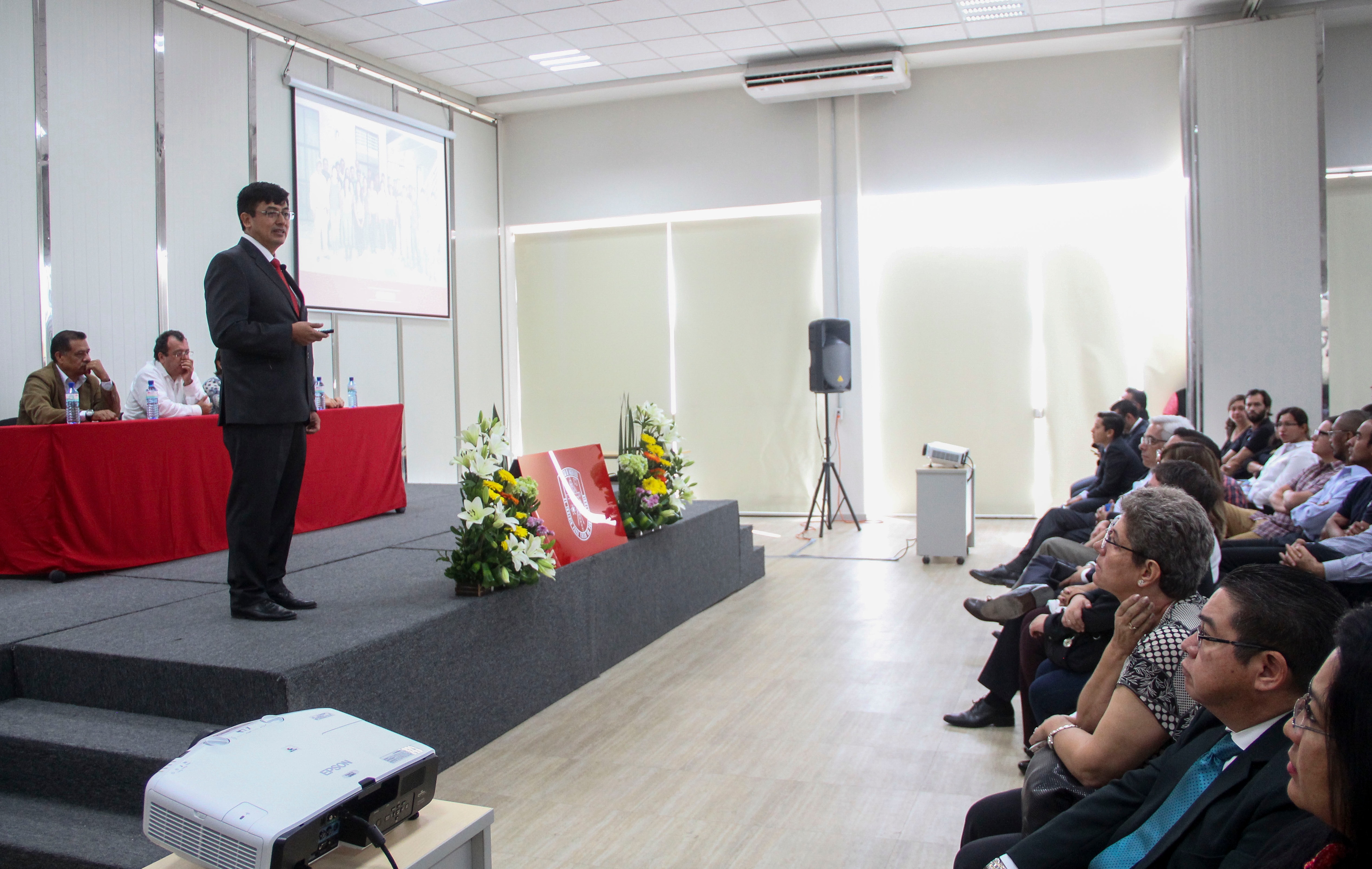 Reducción de presupuesto impactó a Ingeniería