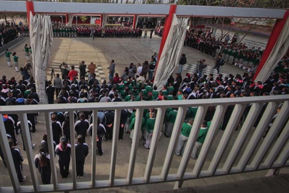 Víctimas, cuatro escuelas: USEBEQ