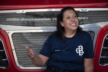 Rompen con estereotipos: “Somos bomberas en un mundo de hombres”