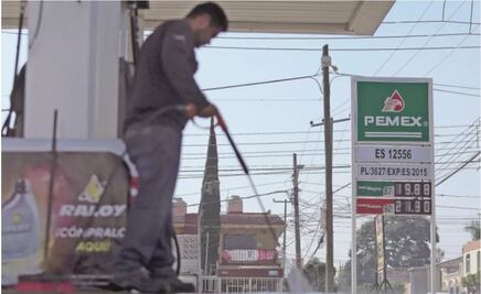 Falta de gasolina por combate a huachicol y bloqueos a vías de tren impactarán en PIB: IMEF