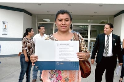 Otorgan 25 plazas fijas a académicos de la UAQ   