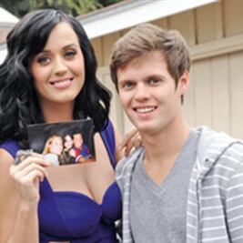 Música de Perry es una basura asquerosa: su hermano  