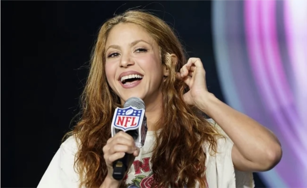 Shakira intenta hacer brownies y se le queman