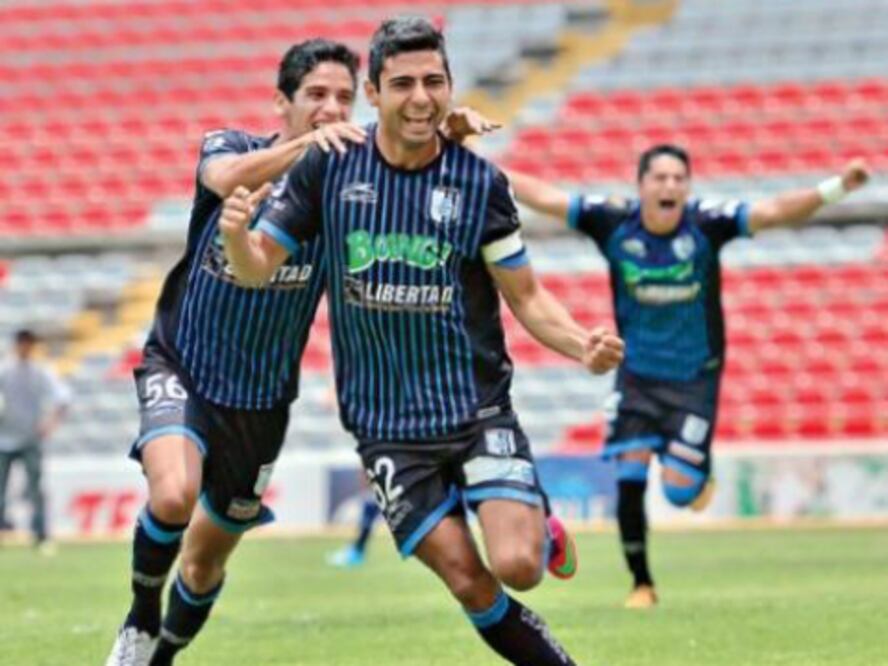 Gallitos toman ventaja sobre Chivas