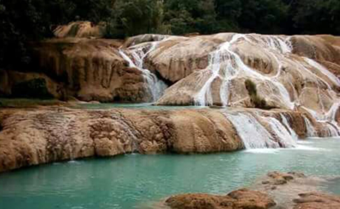 Cauce de cascadas de Agua azul, recuperado al 100%