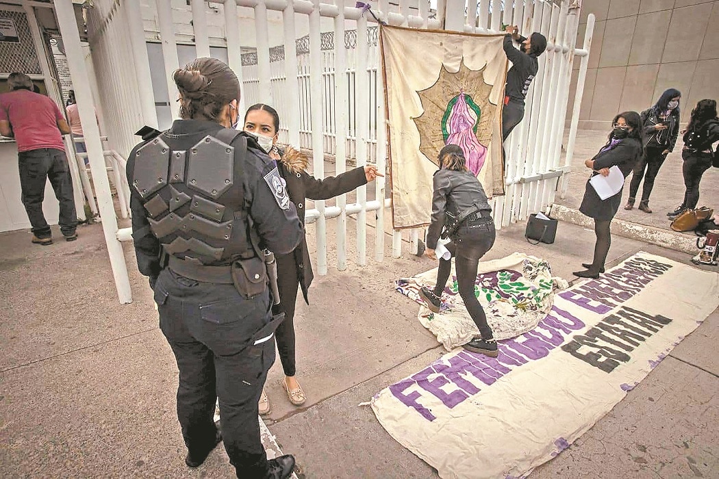 Feministas piden frenar juicio a mujeres participantes de la marcha del 8 de marzo 