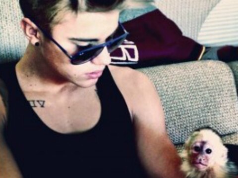 Bieber debe mil 500 dólares