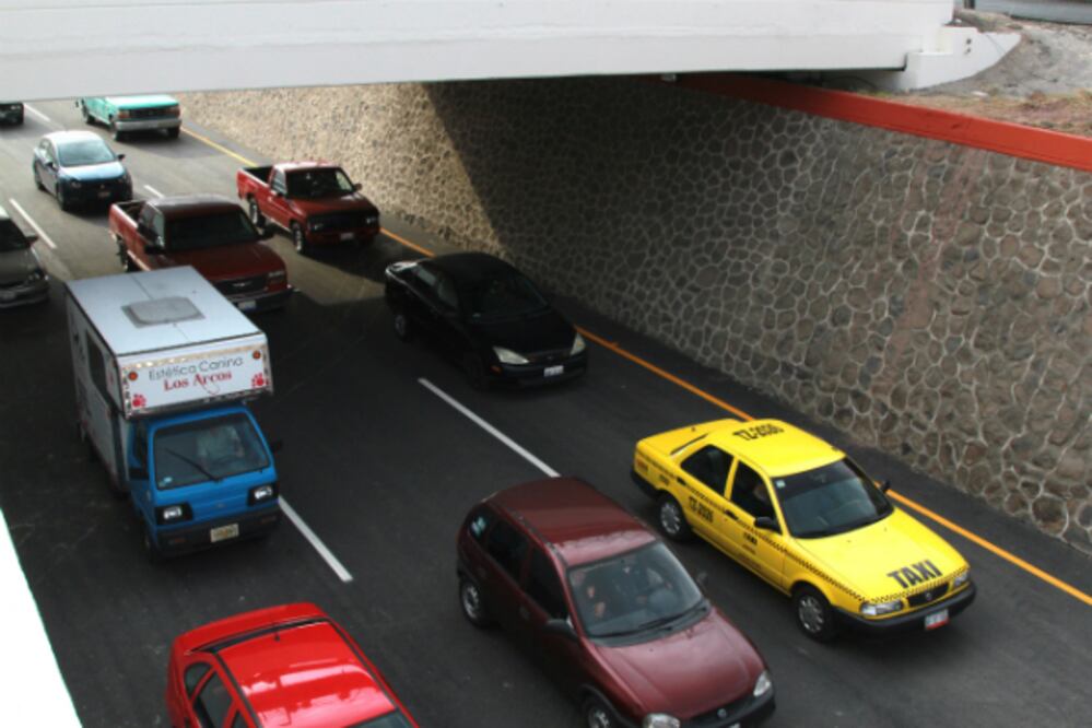 Inauguran tercer carril de B. Quintana